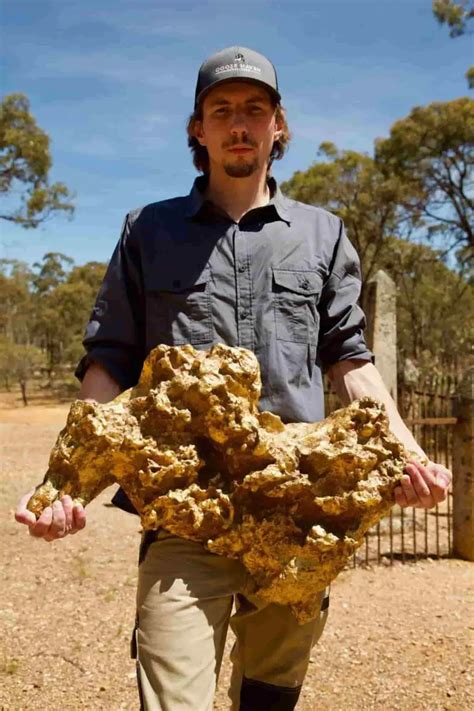 Parker Schnabel Reveals The Biggest Gold Nugget He Has Found