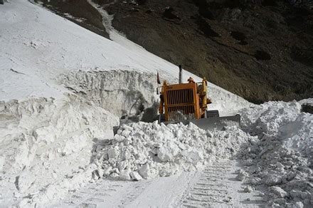 Workers Border Roads Organisation Bro Use Editorial Stock Photo Stock