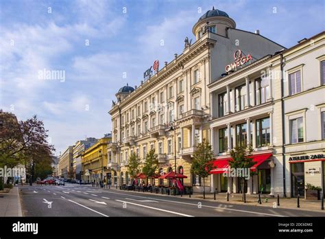 Kamienica Pod Gryfami Hi Res Stock Photography And Images Alamy