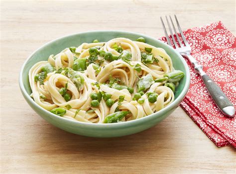 Make Pasta Primavera With Peas And Mint In 30 Minutes Recipe Recipes Food Network Recipes