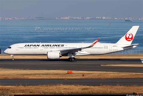 JA05XJ Japan Airlines Airbus A350 941 Photo By LUSU ID 1044630