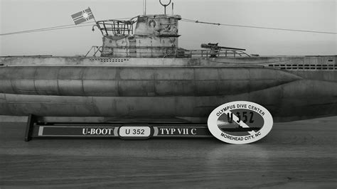 German Submarine Type VII C 41 Plastic Model Submarine Kit 1 72