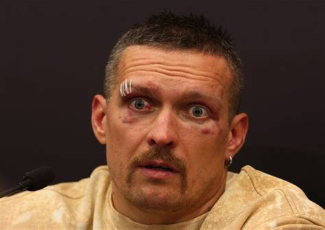 Oleksandr Usyk Rubs John Fury S Nose In It With Celebratory Photo Boxing Sport Uk