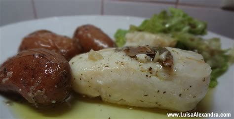 Tranches De Pescada Do Cabo No Forno Batatinhas Azeite Alho E