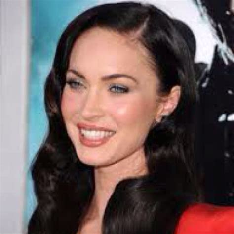 Pin By Elima Pozenel On Wedding Hair Ideas Megan Fox Hair Classic