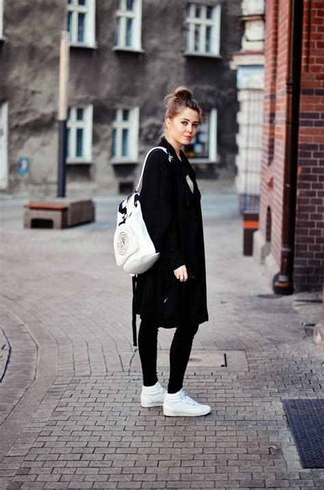 Trending: Reebok Classic Sneakers | Fashion Cognoscente | Reebok classic outfit, Reebok outfit ...