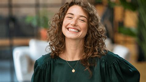 esfp strengths  weaknesses  personal growth tips