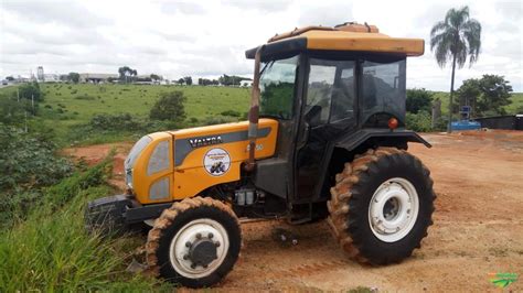 Trator Valtra Valmet A 550 4X4 Ano 15 em Jaguariúna SP à venda 321255