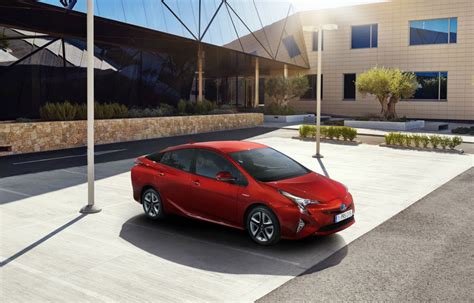 Toyota Prius A Primit O Nou Genera Ie Primele Imagini I Informa Ii