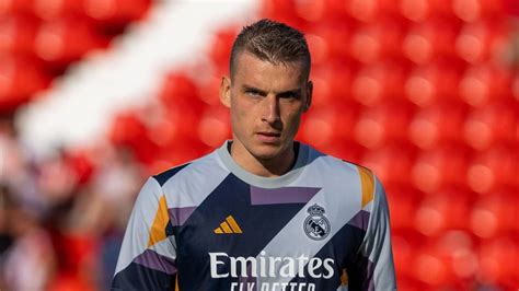 Lunin Renews With Real Madrid Full Details And Length Of Contract As Usa