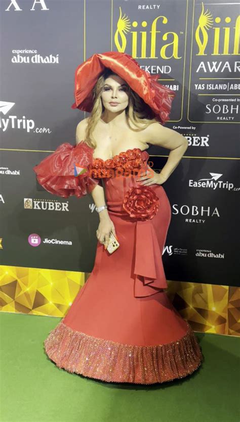 Photos Celebs Grace Iifa Awards Green Carpet In Abu Dhabi