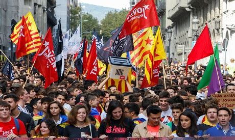 Separatists in Catalonia block roads, rail line a year after vote - International - World ...