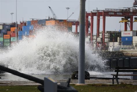 Reabren Playas De M Ncora Y Los Rganos Con Advertencia De Peligros Por