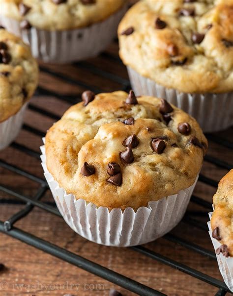 Banana Chocolate Chip Muffins