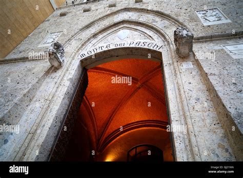 The Vaulted Ceiling Inside The Entrance Of Monte Dei Paschi Di Siena