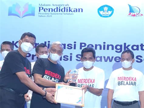 Membanggakan Disdikbud Soppeng Sukses Sabet Penghargaan Sekaligus Di