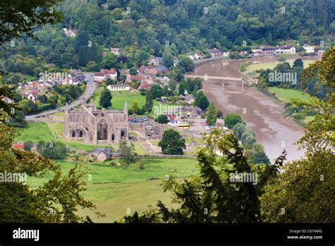 Tintern Abbey From The Devils Pulpit Gloucestershire England Stock