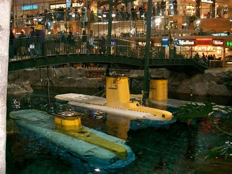 West Edmonton Mall Submarine Rides | Scenic views, Scenic, Scenery