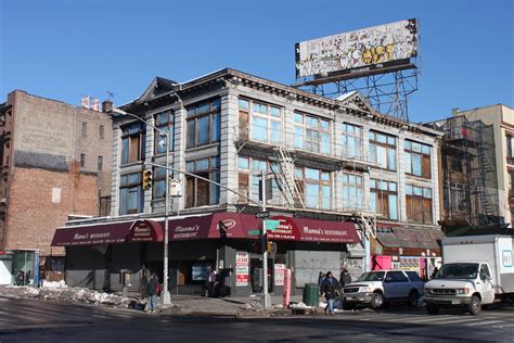 Harlem This Harlem Block Is One Of The Few Abandoned Areas Flickr