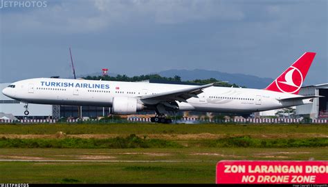 TC LJC Boeing 777 3F2ER Turkish Airlines Kchavgeek96 JetPhotos