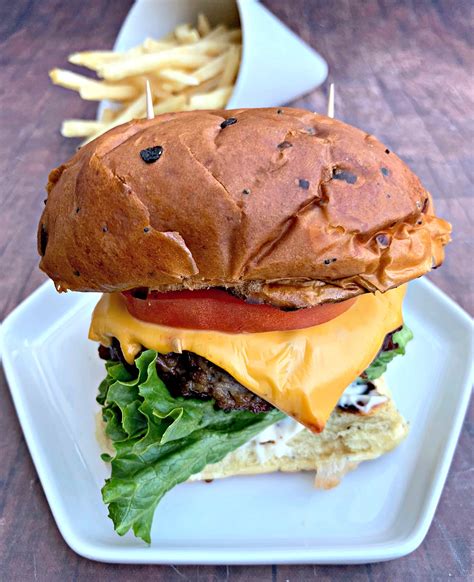 Quick And Easy Juicy Air Fryer Cheeseburgers