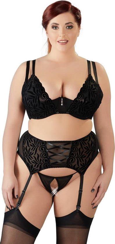 Cottelli Plus Size Jarretel Lingerie Set 3 Delig Met Flockprint