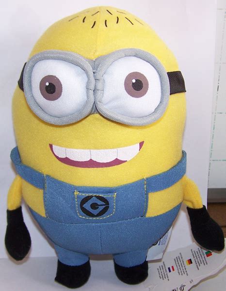 Peluche Moi Moche et Méchant 2 Minion 2 yeux dents