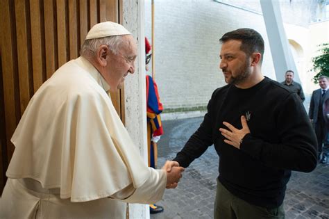 Zelensky A Roma Ultimo Incontro In Vaticano Il Papa Grazie Per La