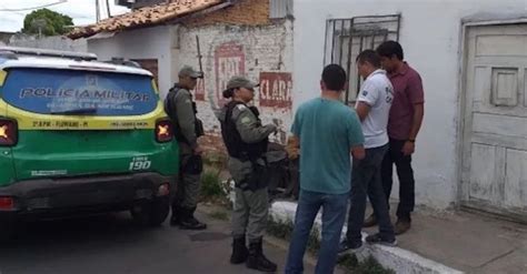 Corpo de idoso é encontrado esfaqueado em residência em Floriano