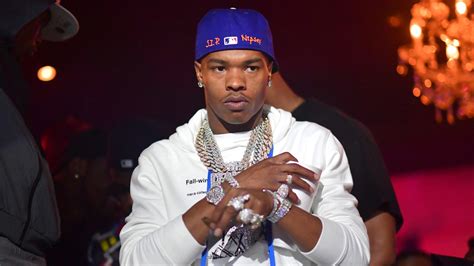 Lil Baby Is Wearing White Dress And Blue Cap HD Lil Baby Wallpapers ...
