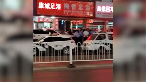 75岁男子按摩店内死亡，警方：排除刑事案件七环视频澎湃新闻 The Paper