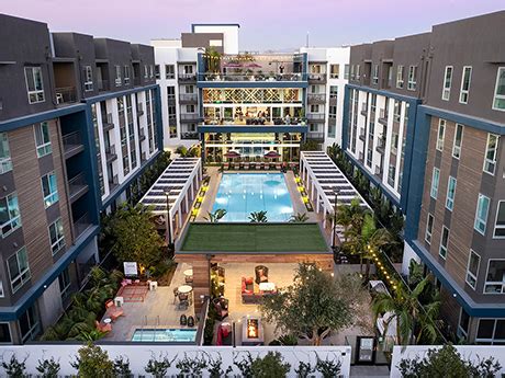 Alliance Residential Opens Unit Broadstone Edition In Irvine