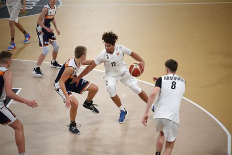 Jbbl Zieht In Zweite Playoff Runde Ein Nbbl Verliert Auftaktpartie