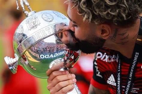 Gabigol underlines status as Flamengo icon but will he make the cut for ...