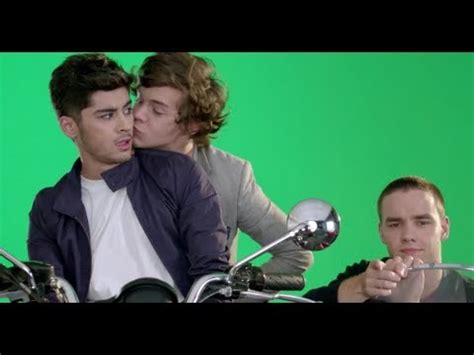 One Direction Kiss You Music Video Alternate Version Released