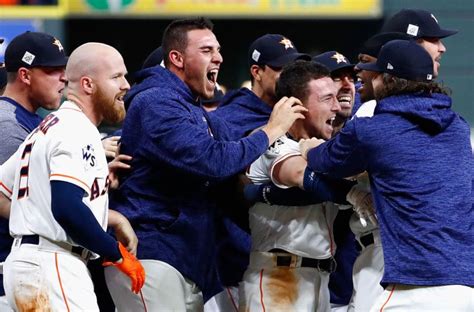 Houston Astros Top 10 Moments Of The 2017 Postseason Page 2