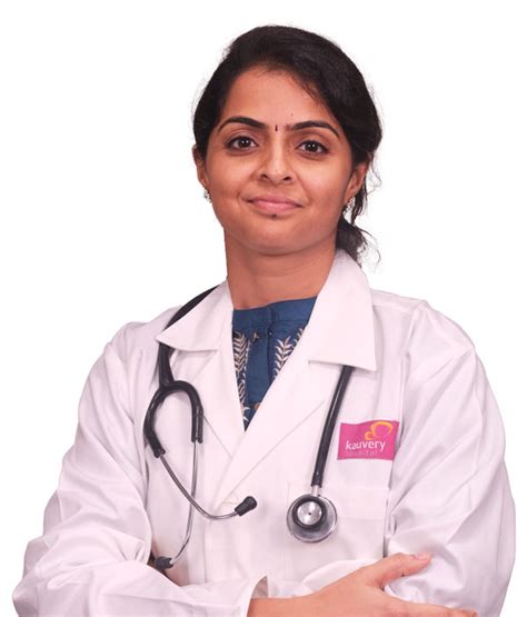 Dr Anitha Senior Consultant Gynaecologist Chennai Vadapalani