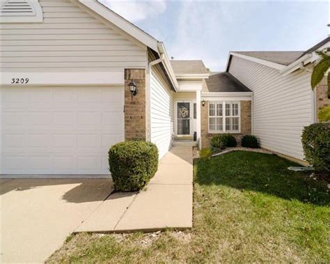 3209 Country Hollow Dr Saint Louis Mo 63129 ®