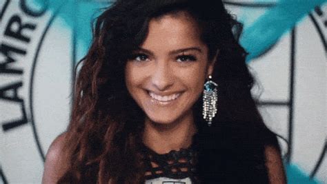 These Gifs Of Hot Girls Winking Will Make You Weak (17 gifs)