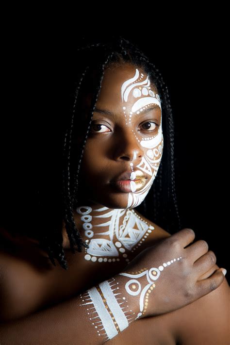 Dartagnan Gomes African Inspired Tribal Face Painting Photography