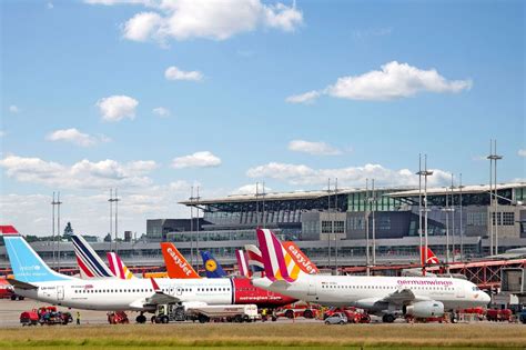 Hver Tredje Flyvning Er Med Lavprisflyselskab Check In Dk