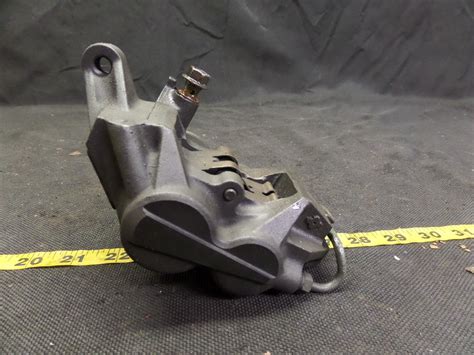 2000 Yamaha Yzf600r Front Right Brake Caliper W Pads And Other Used Motorcycle Parts Motoplane