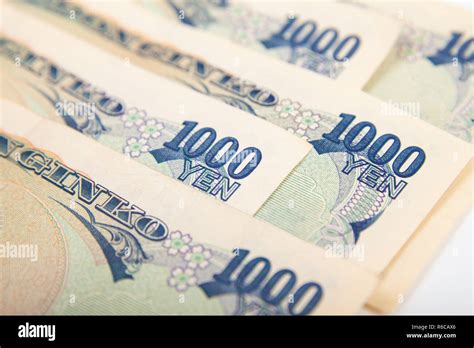 Japanese Yen Bank Notes Stock Photo Alamy