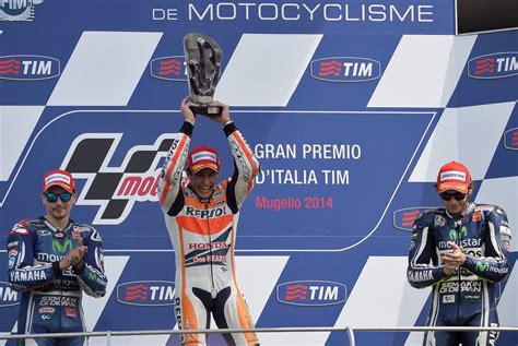 Motogp Al Mugello Vince Marquez Dopo Un Duello Con Lorenzo Corriere It