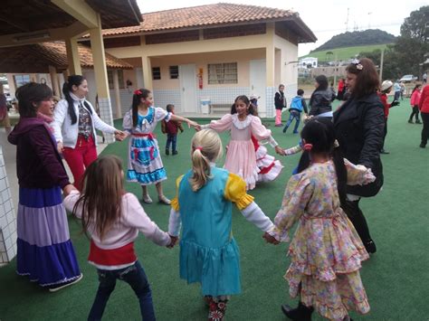 C E M Prof Juviliano Manoel Pedroso Festa Junina Interna