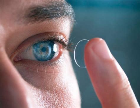 MITOS Y REALIDADES DE LOS LENTES DE CONTACTO Optica Italiana