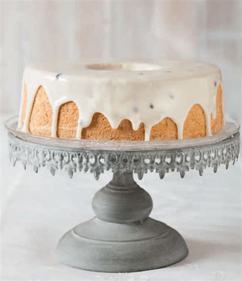 Passion-frosted angel cake - Recipes - Snowflake