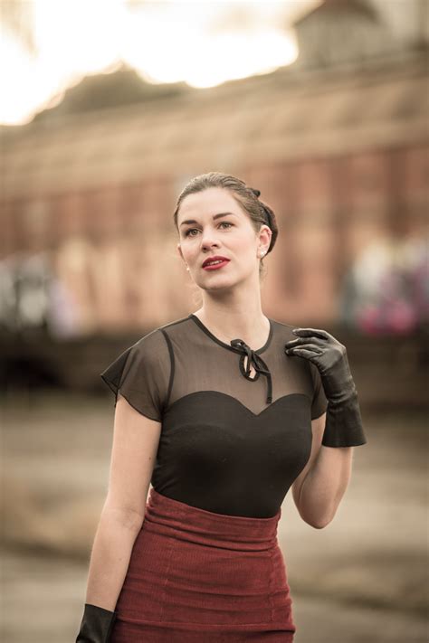 Stilvoll Auf Reisen Mit Dem Lovely Chic Shirt Von Pussy Deluxe