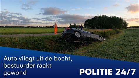 Auto Vliegt Uit De Bocht Politie Youtube