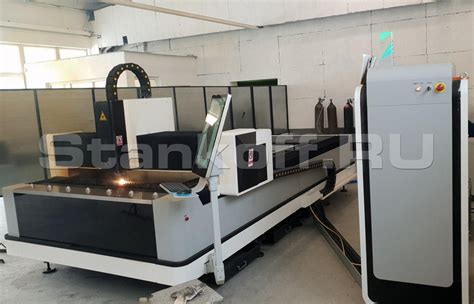 Оптоволоконный лазерный резак по металлу LF3015LN/3000 IPG G.Weike ...